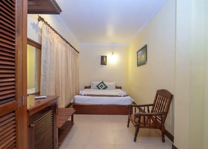 Rajdhani Palace 3* Siem Reap